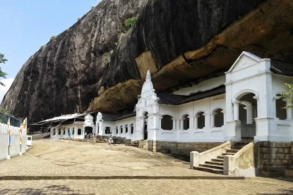 dahmbulla cavatemple2 dahmbulla cavatemple2